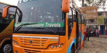 Bus ke Pokhara